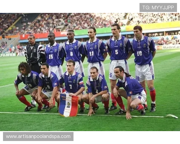 欧洲杯预选赛法国队表现稳健，竞争力持续增强