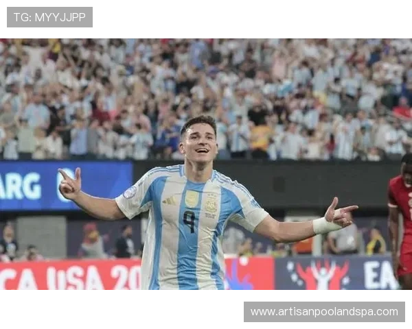 世界杯封神之战：阿尔瓦雷斯半决赛梅开二度的价值