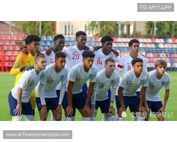 穆西亚拉：从英格兰青年队到德国国家队的关键抉择解析