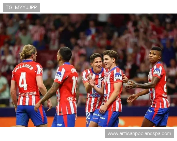 阿尔瓦雷斯 vs 伊萨克:技术型前锋的不同发展路径 阿尔瓦雷斯 vs 伊萨克:技术型前锋的不同发展路径